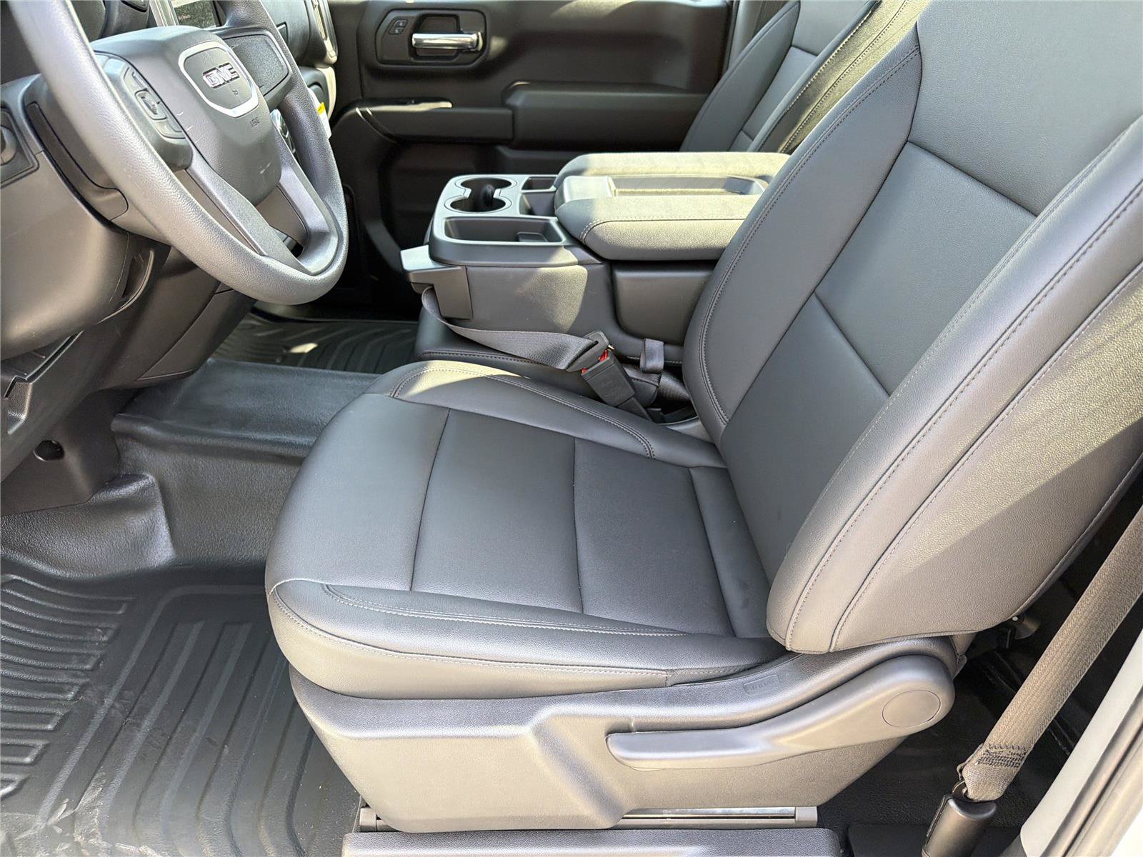 New 2025 GMC Sierra 2500 Pro w/ Convenience Package RWD image 7