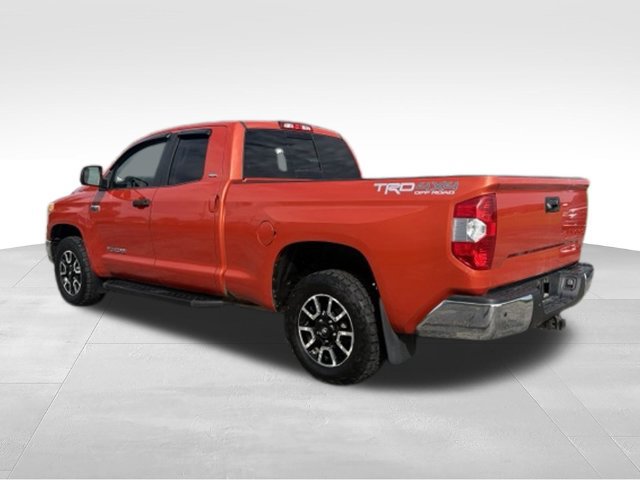 Used 2016 Toyota Tundra SR5 AWD/4WD image 2