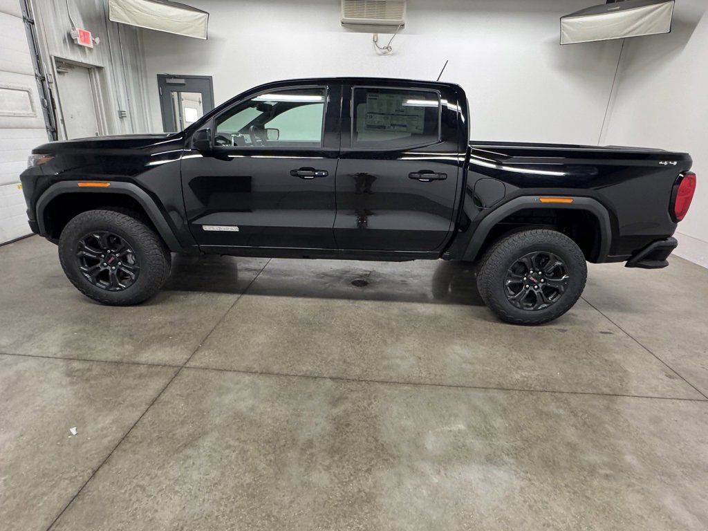 New 2025 GMC Canyon Elevation w/ Convenience Package image 2