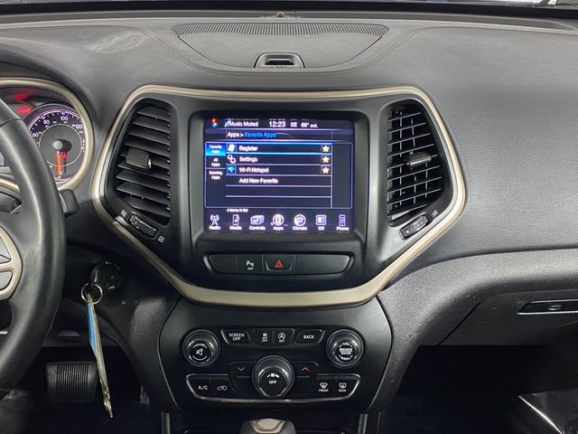 Used 2017 Jeep Cherokee Latitude w/ True North Edition image 20