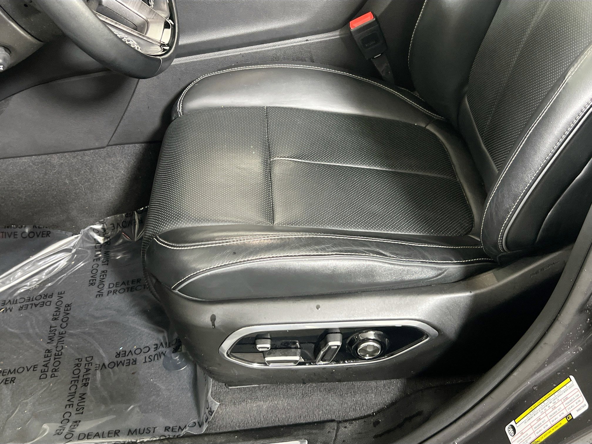 Used 2022 Jeep Grand Cherokee Overland w/ Adv Protech Group III image 20