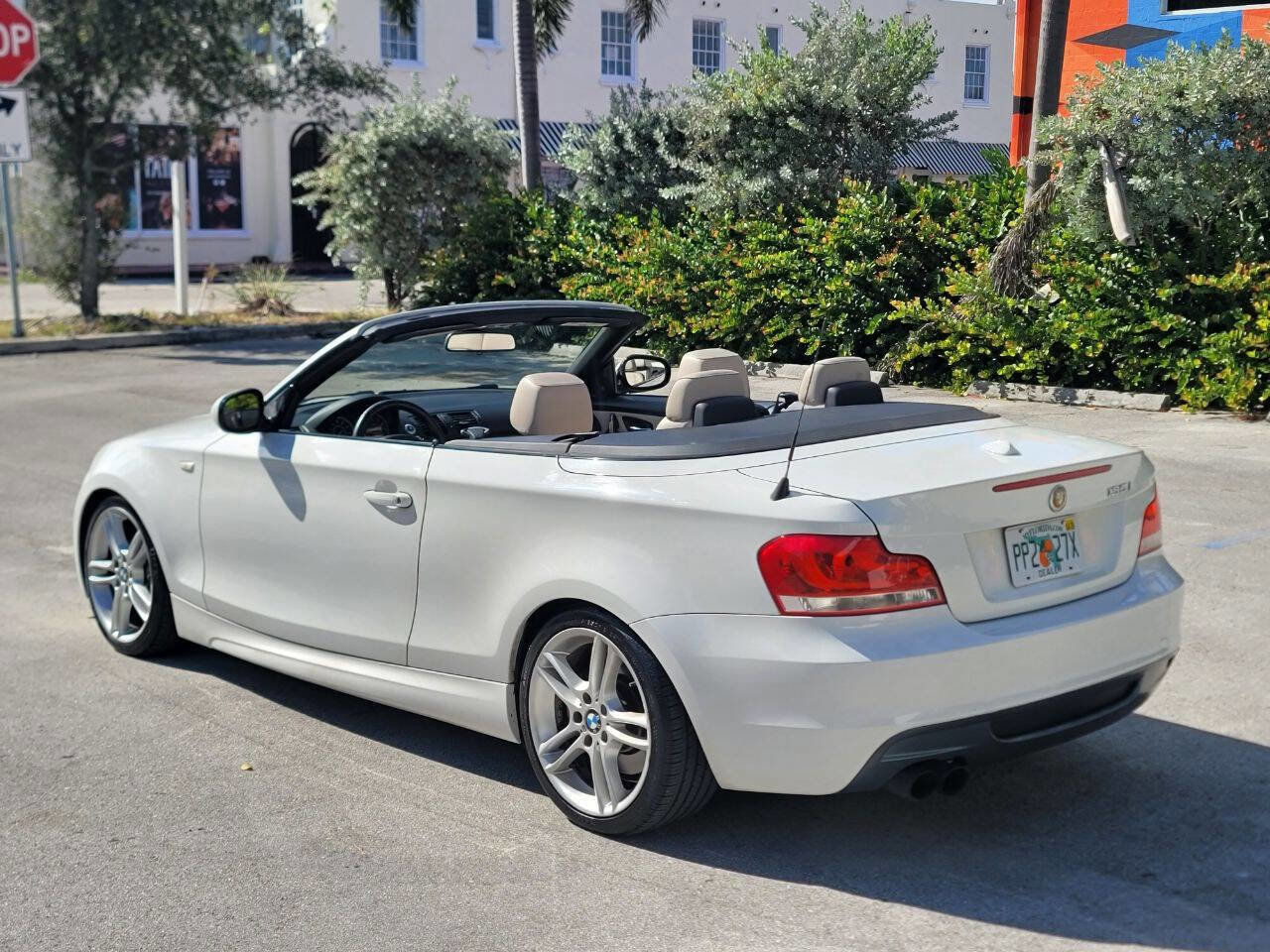 Used 2012 BMW 135i Convertible image 8