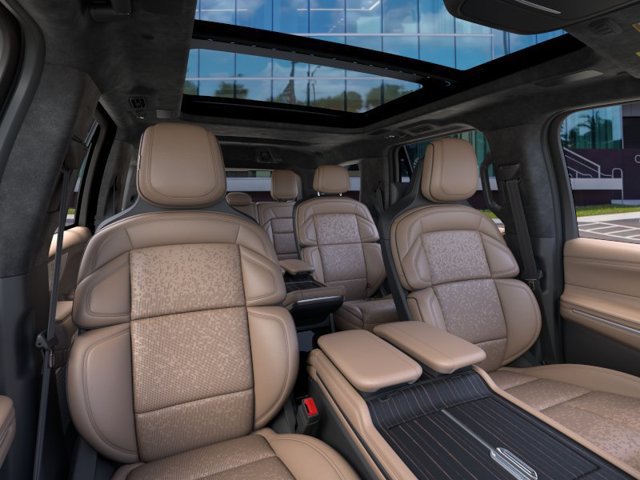 New 2026 Lincoln Navigator Black Label AWD/4WD image 10