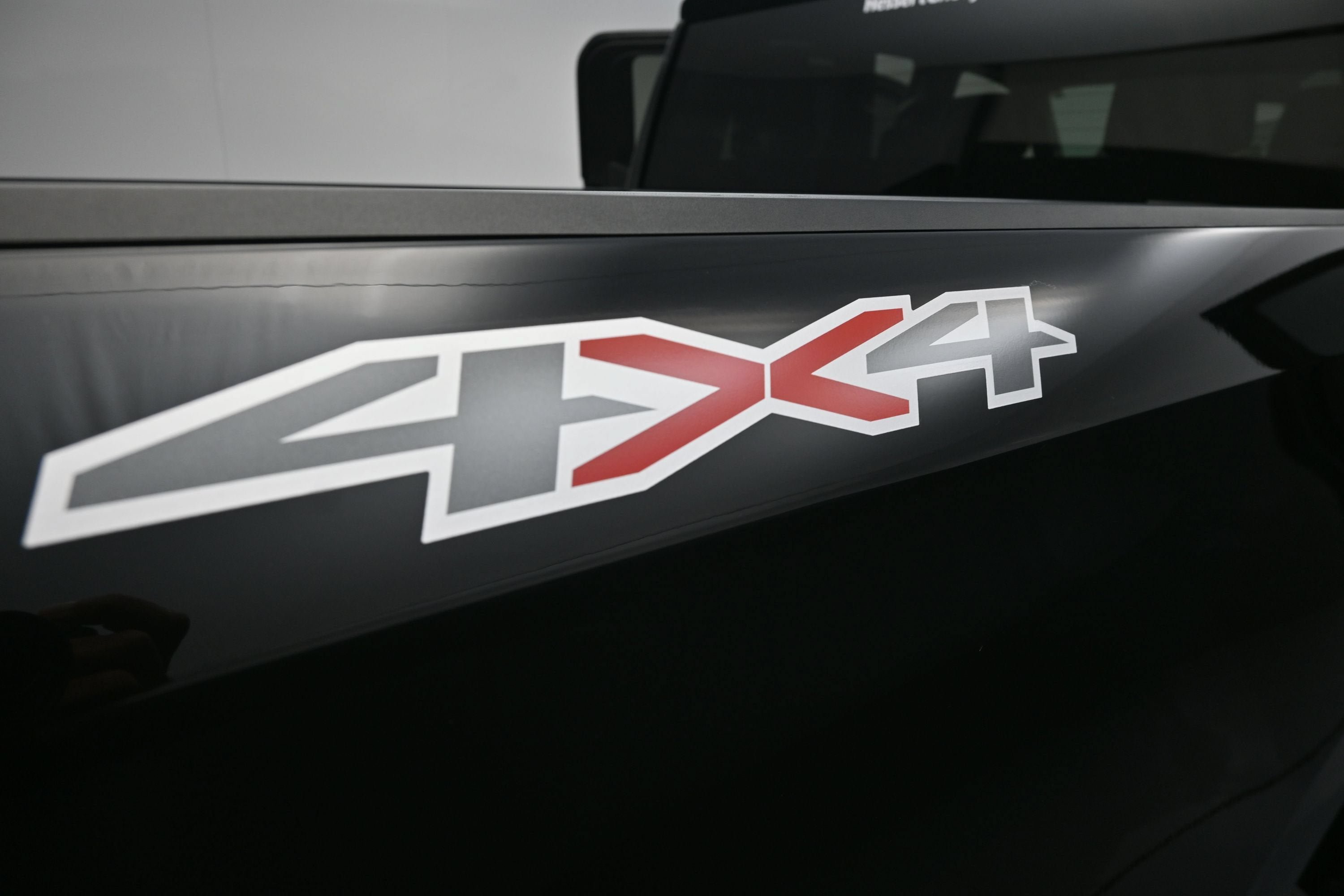 Certified 2025 Chevrolet Silverado 1500 RST w/ LPO, Liner Protection Package AWD/4WD image 36