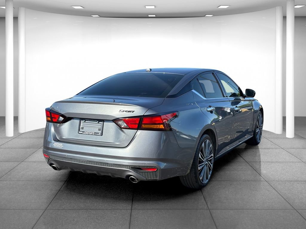 Used 2023 Nissan Altima 2.5 SL FWD image 7