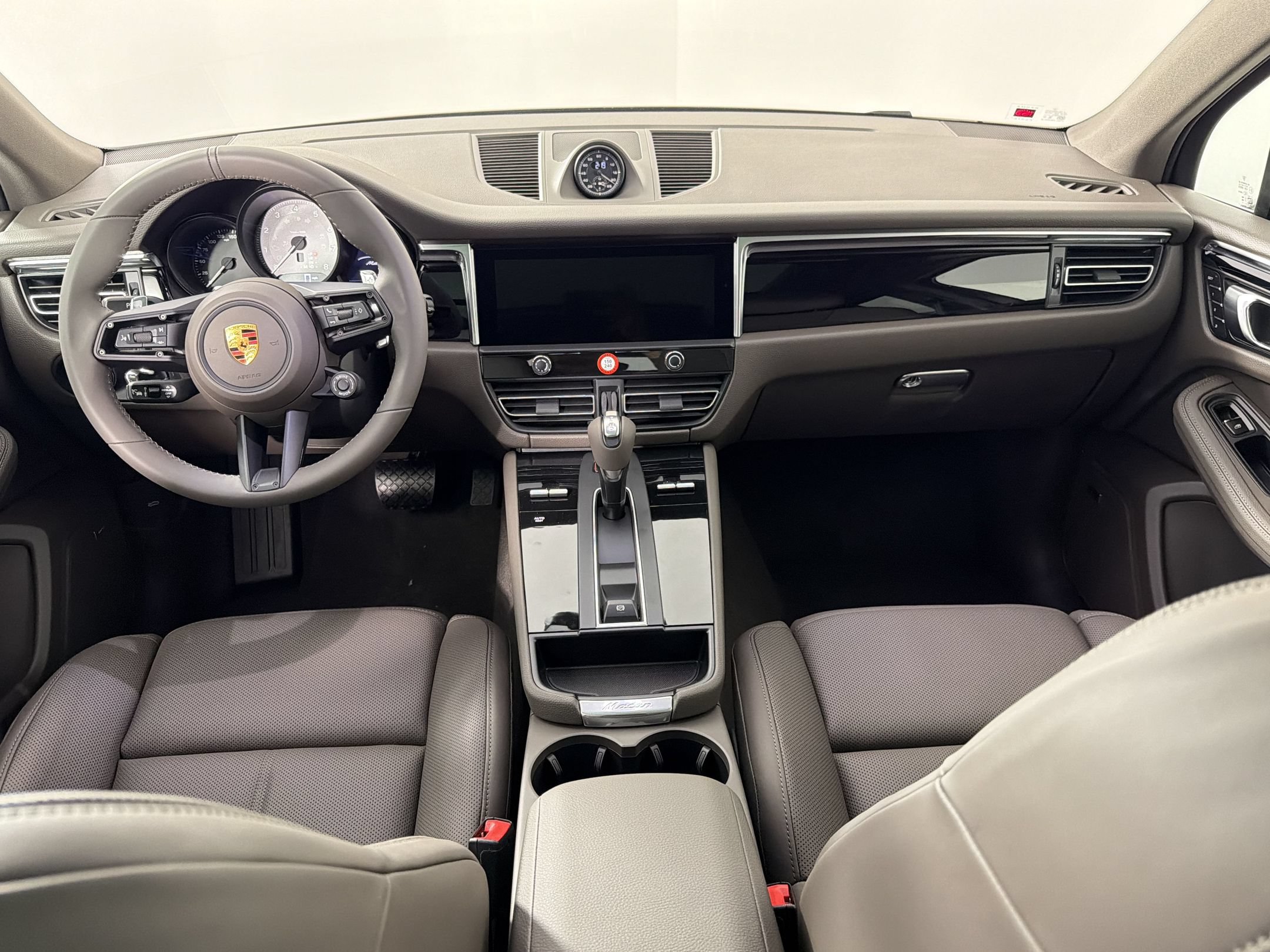 New 2026 Porsche Macan S AWD/4WD image 15