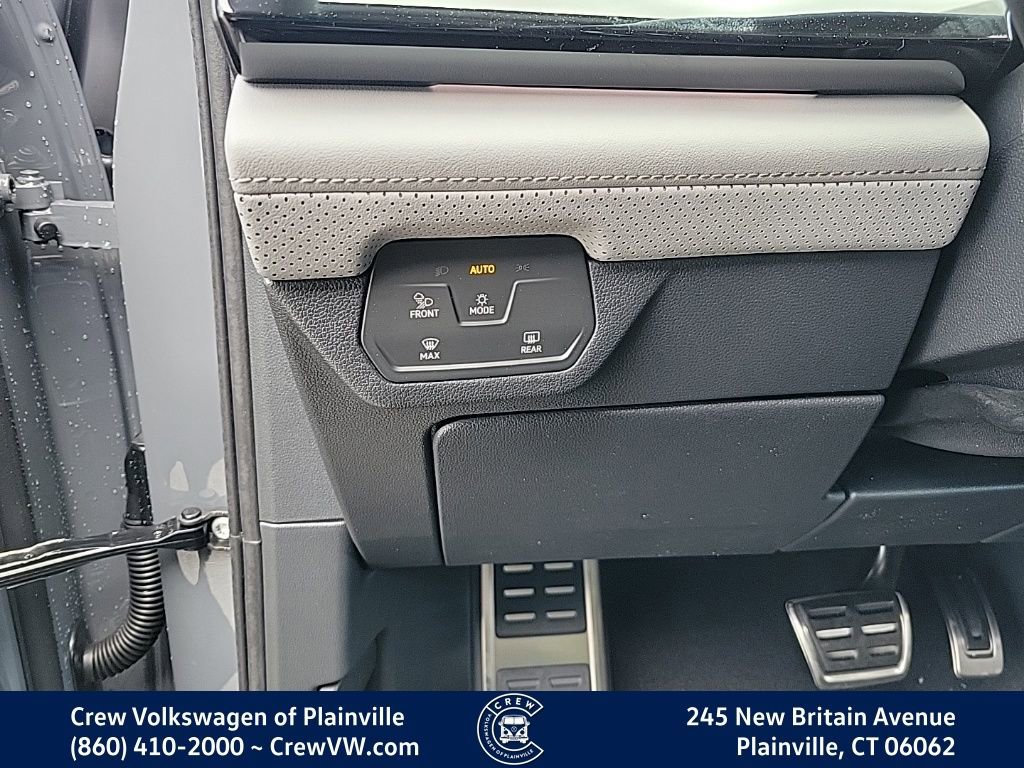 New 2026 Volkswagen Atlas Peak Edition image 39