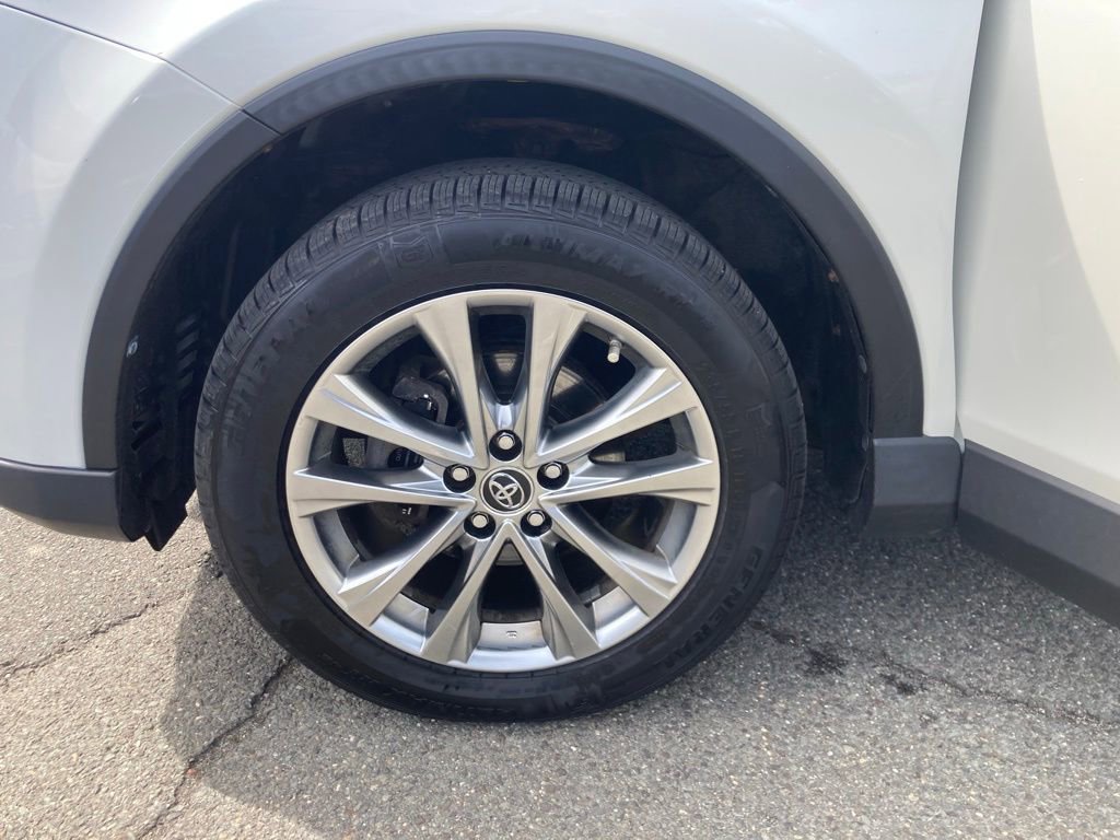 Used 2018 Toyota RAV4 Limited w/ All Weather Liner Package AWD/4WD image 26