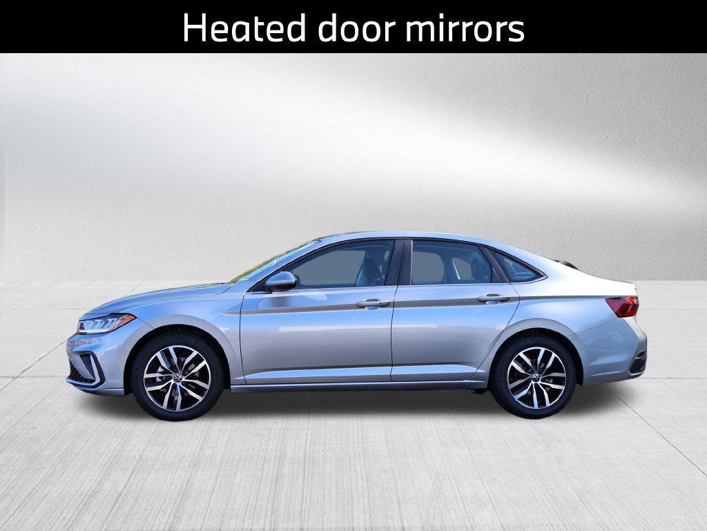 Used 2026 Volkswagen Jetta SE FWD image 10