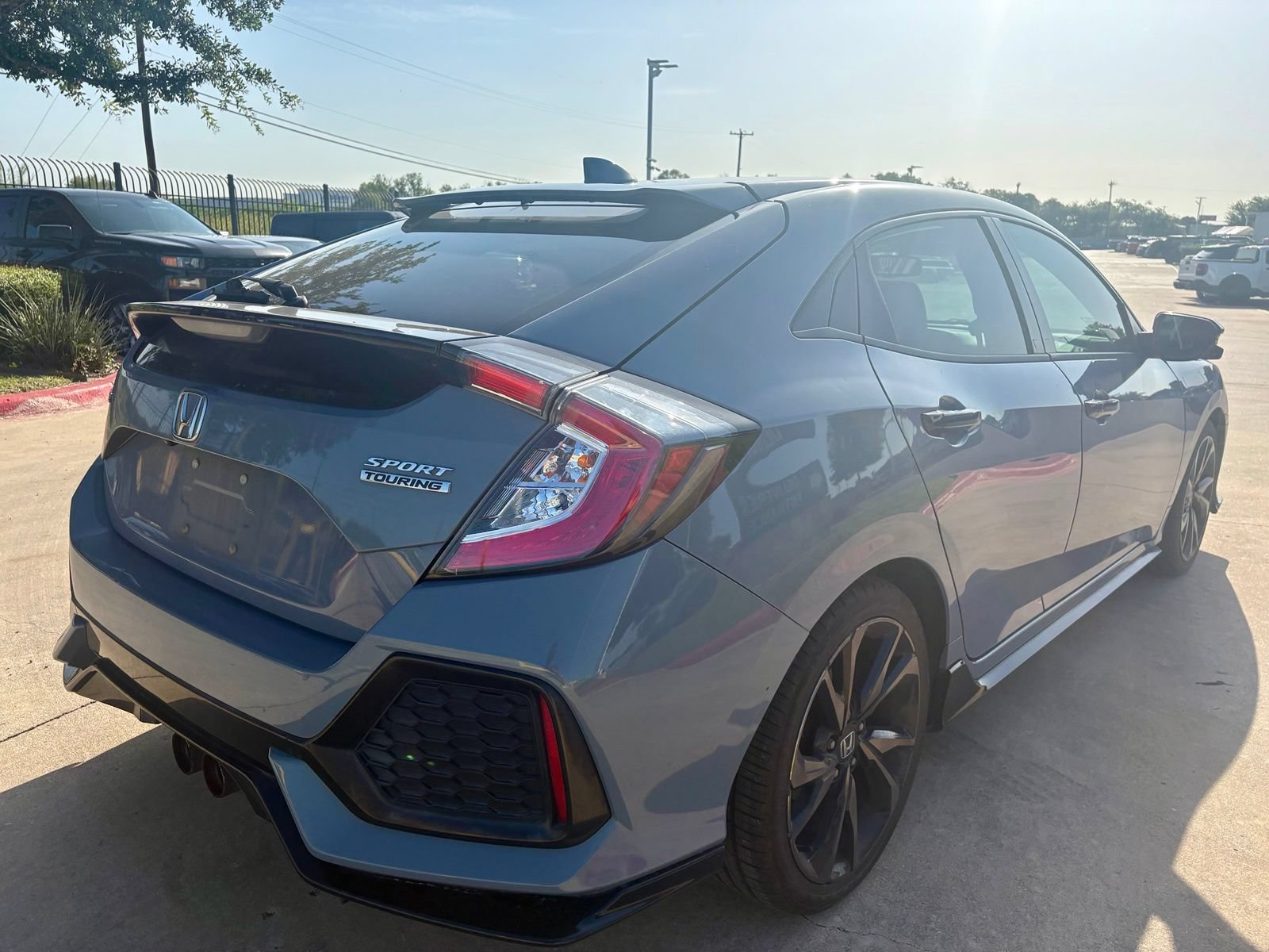 Used 2019 Honda Civic Sport Touring image 5