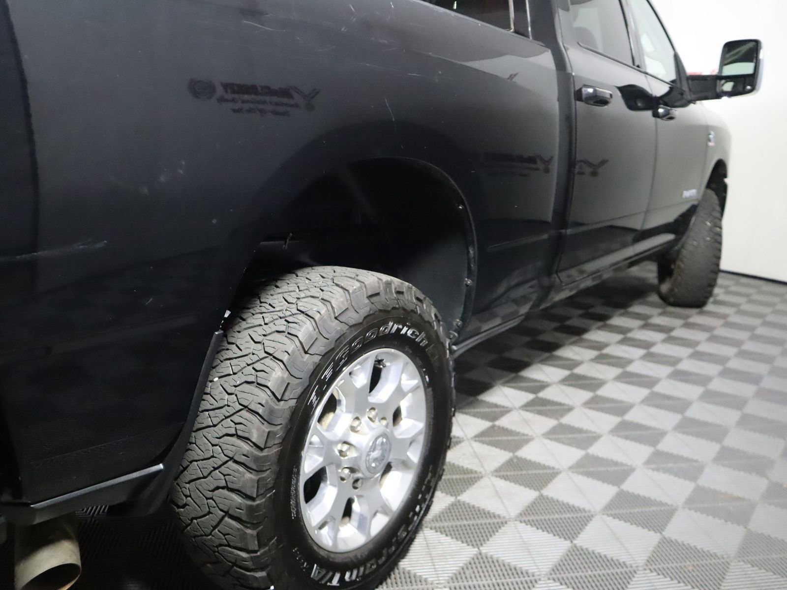 Used 2024 RAM 2500 Laramie image 29