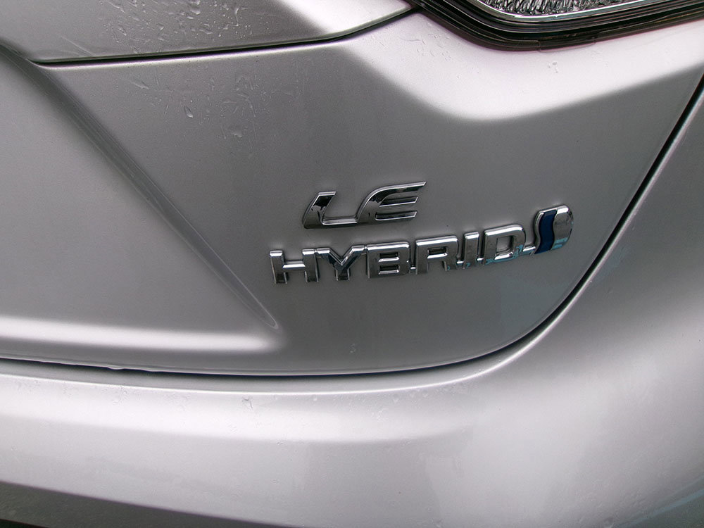 Used 2024 Toyota Corolla LE AWD/4WD image 10