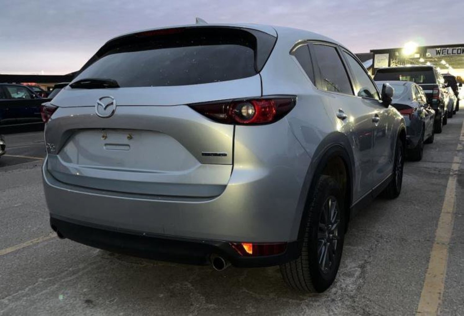 Used 2021 MAZDA CX-5 Touring image 6