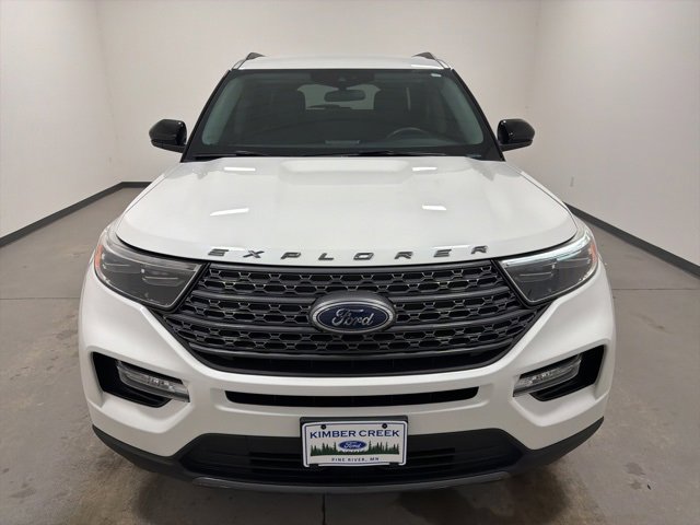 Used 2023 Ford Explorer XLT w/ Equipment Group 202A image 2