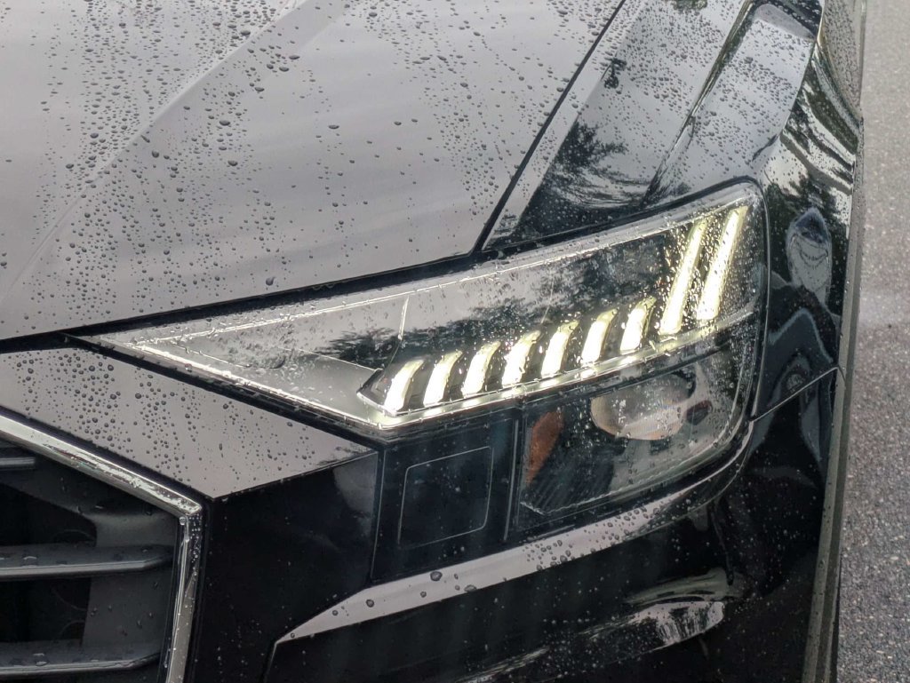 Used 2020 Audi Q8 Premium Plus AWD/4WD image 13