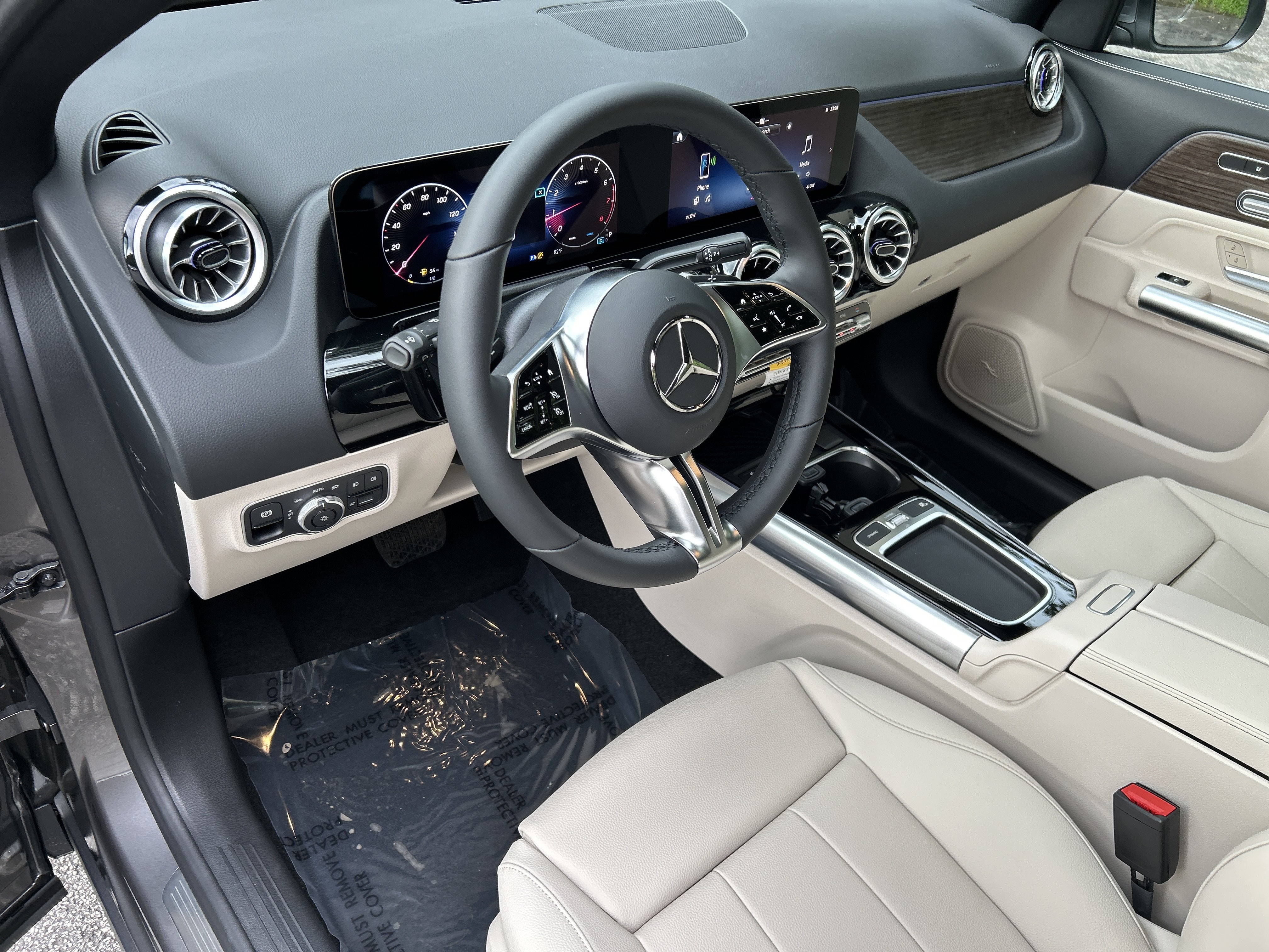 New 2026 Mercedes-Benz GLA 250 image 17