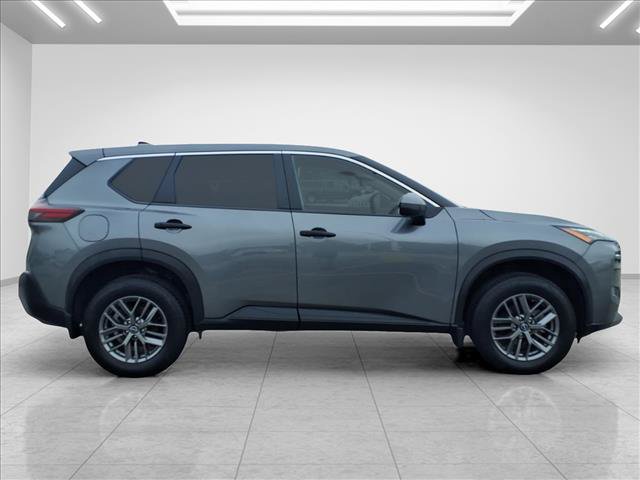 Used 2022 Nissan Rogue S AWD/4WD image 36