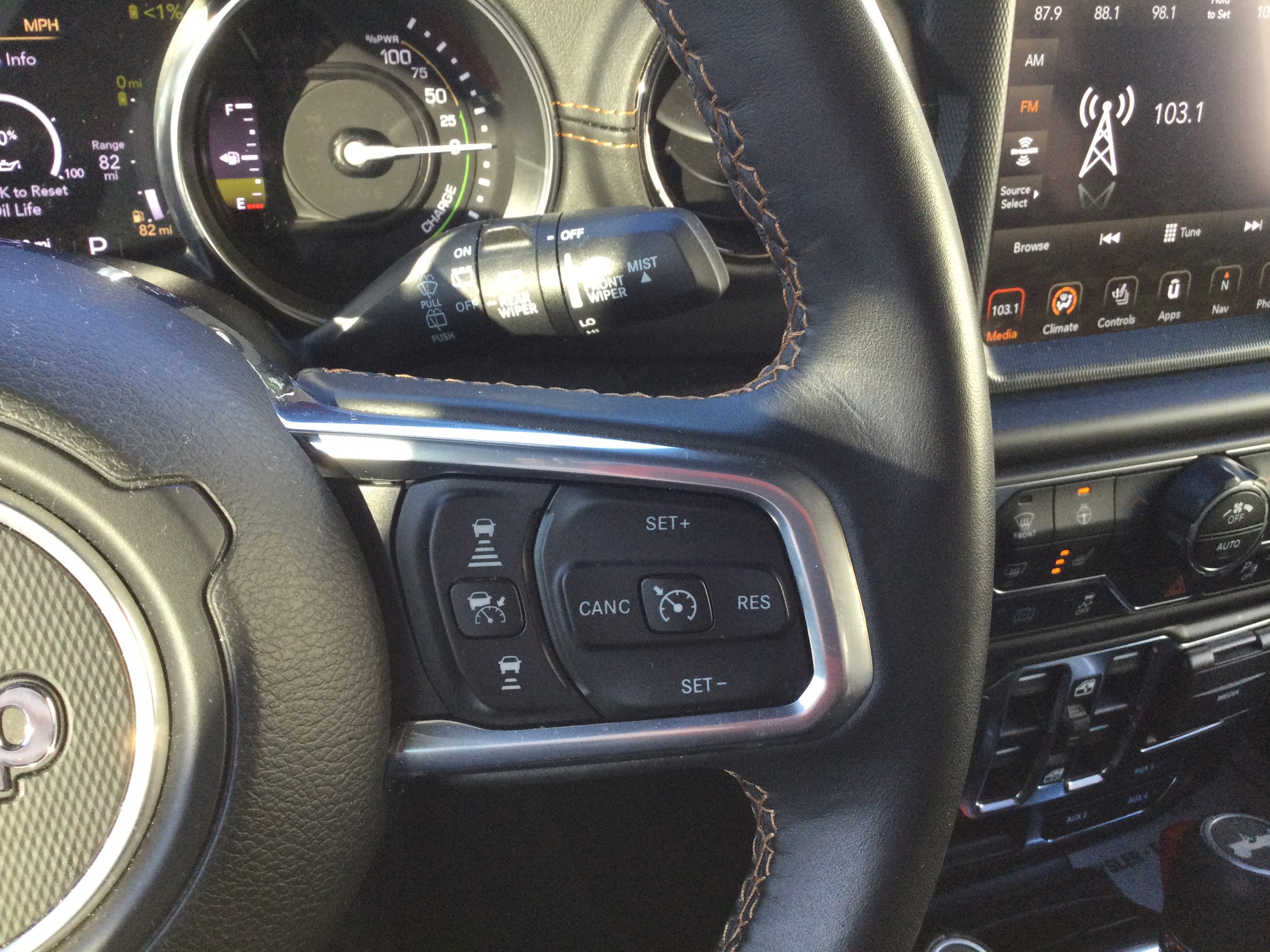 Used 2022 Jeep Wrangler Unlimited Sahara image 16