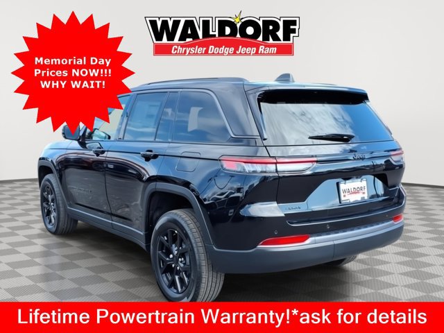 New 2026 Jeep Grand Cherokee Altitude AWD/4WD image 3