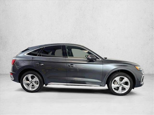 Used 2023 Audi Q5 2.0T Premium w/ Convenience Package AWD/4WD image 4
