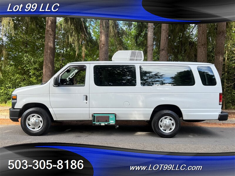 Used 2009 Ford E-350 and Econoline 350 Extended Super Duty RWD image 1