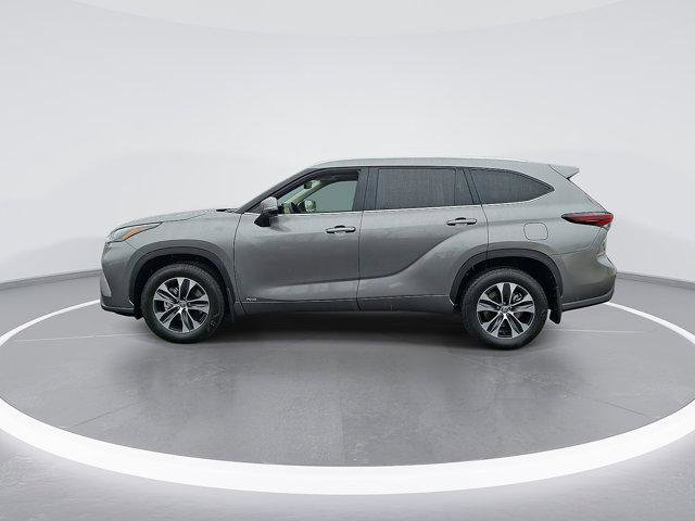 Certified 2026 Toyota Highlander XLE image 7