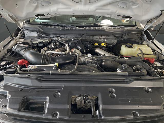 Used 2019 Ford F250 XLT w/ Camper Package image 36