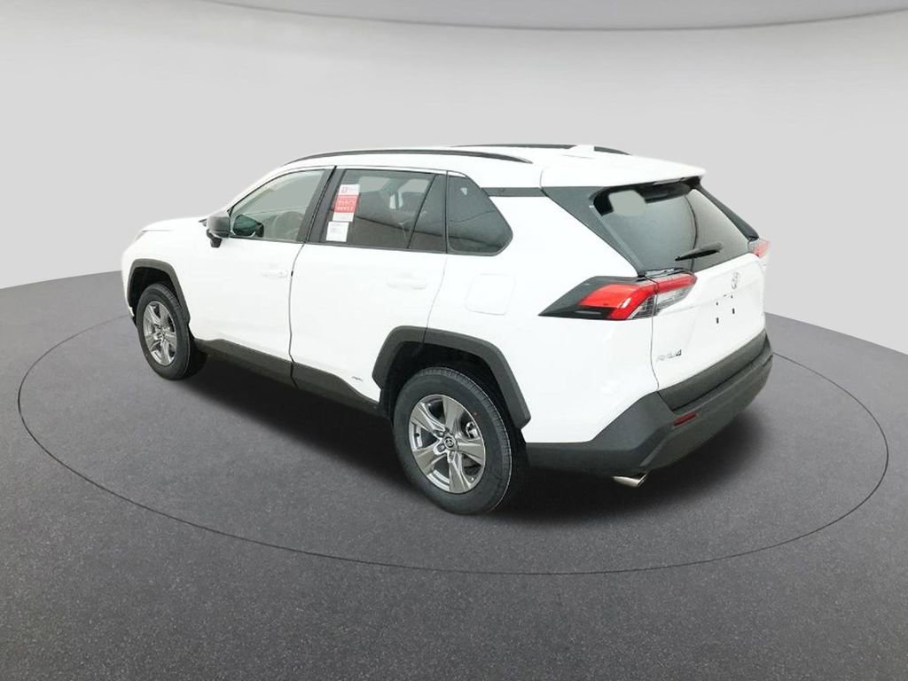 New 2025 Toyota RAV4 LE image 5