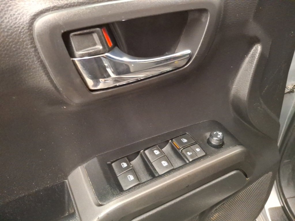 Used 2023 Toyota Tacoma TRD Off-Road image 13