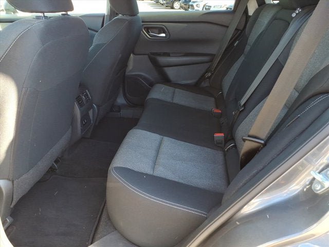 Used 2025 Nissan Rogue SV AWD/4WD image 10