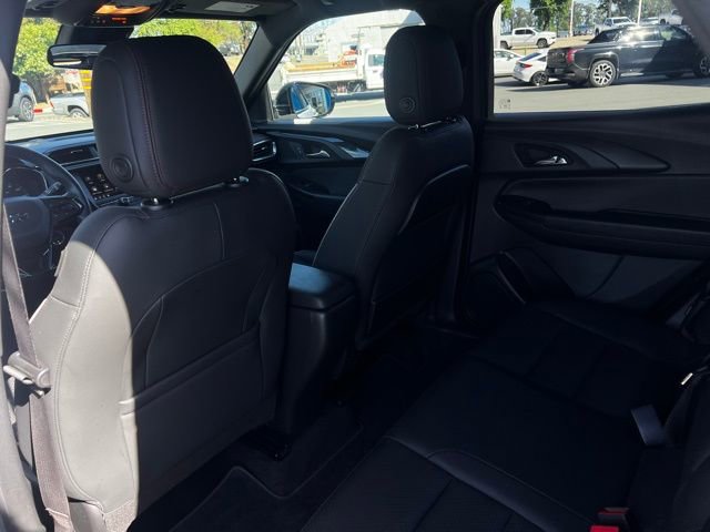 Used 2022 Chevrolet TrailBlazer RS FWD image 16