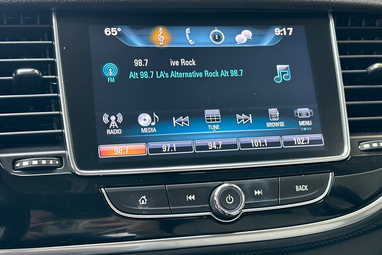 Certified 2018 Buick Encore Preferred image 24