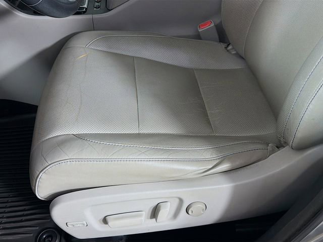 Used 2015 Toyota Highlander Limited Platinum AWD/4WD image 21