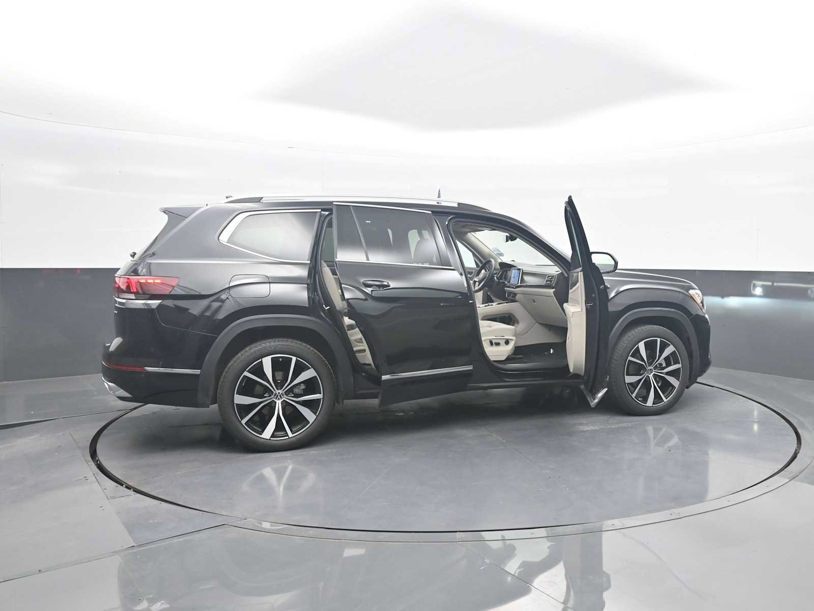 Used 2026 Volkswagen Atlas SEL Premium R-Line AWD/4WD image 55