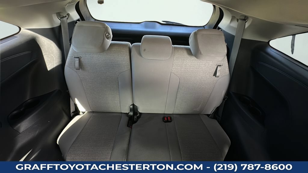 Used 2025 Toyota Sienna LE FWD image 24