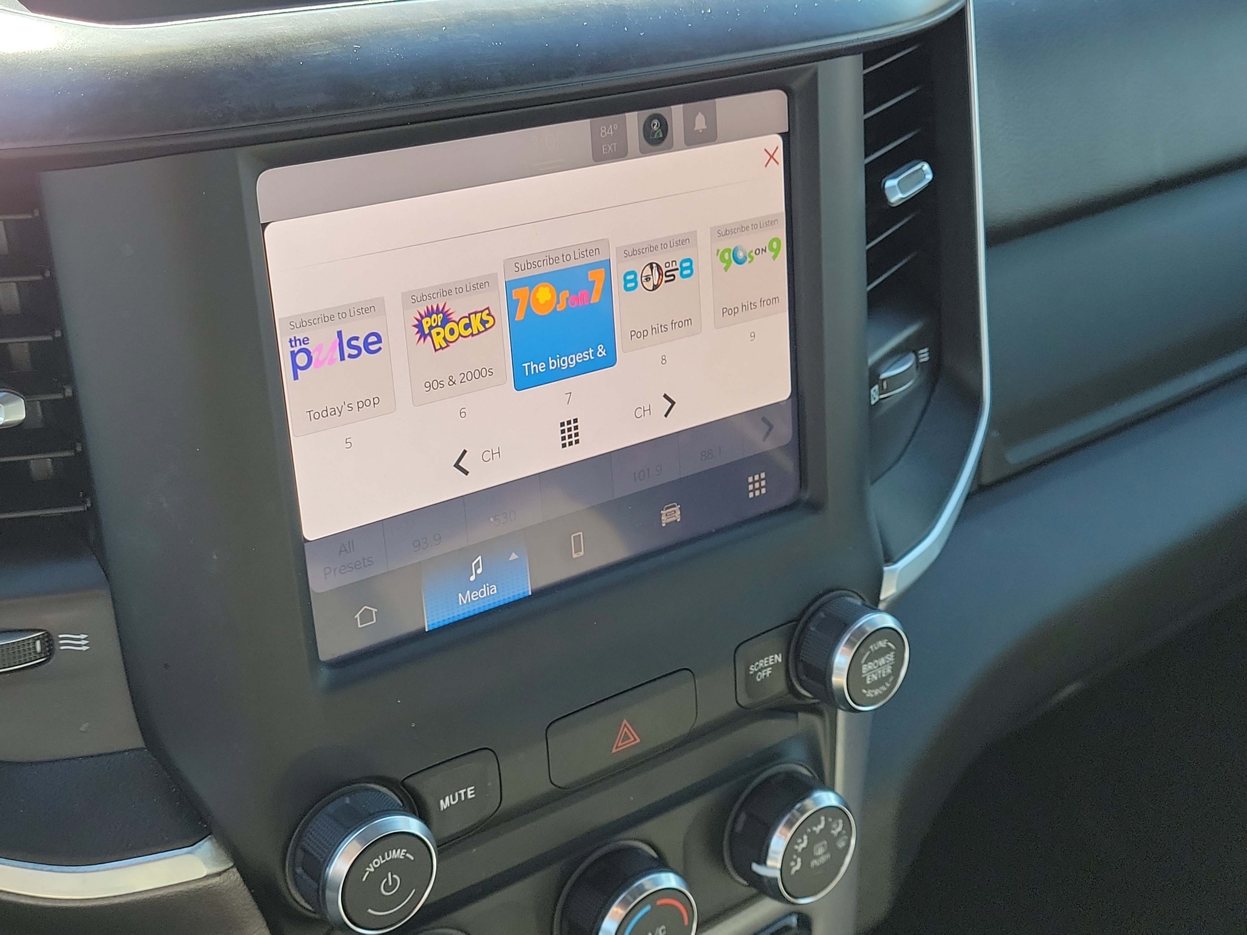 Used 2024 RAM 2500 Big Horn w/ Bed Utility Group image 24