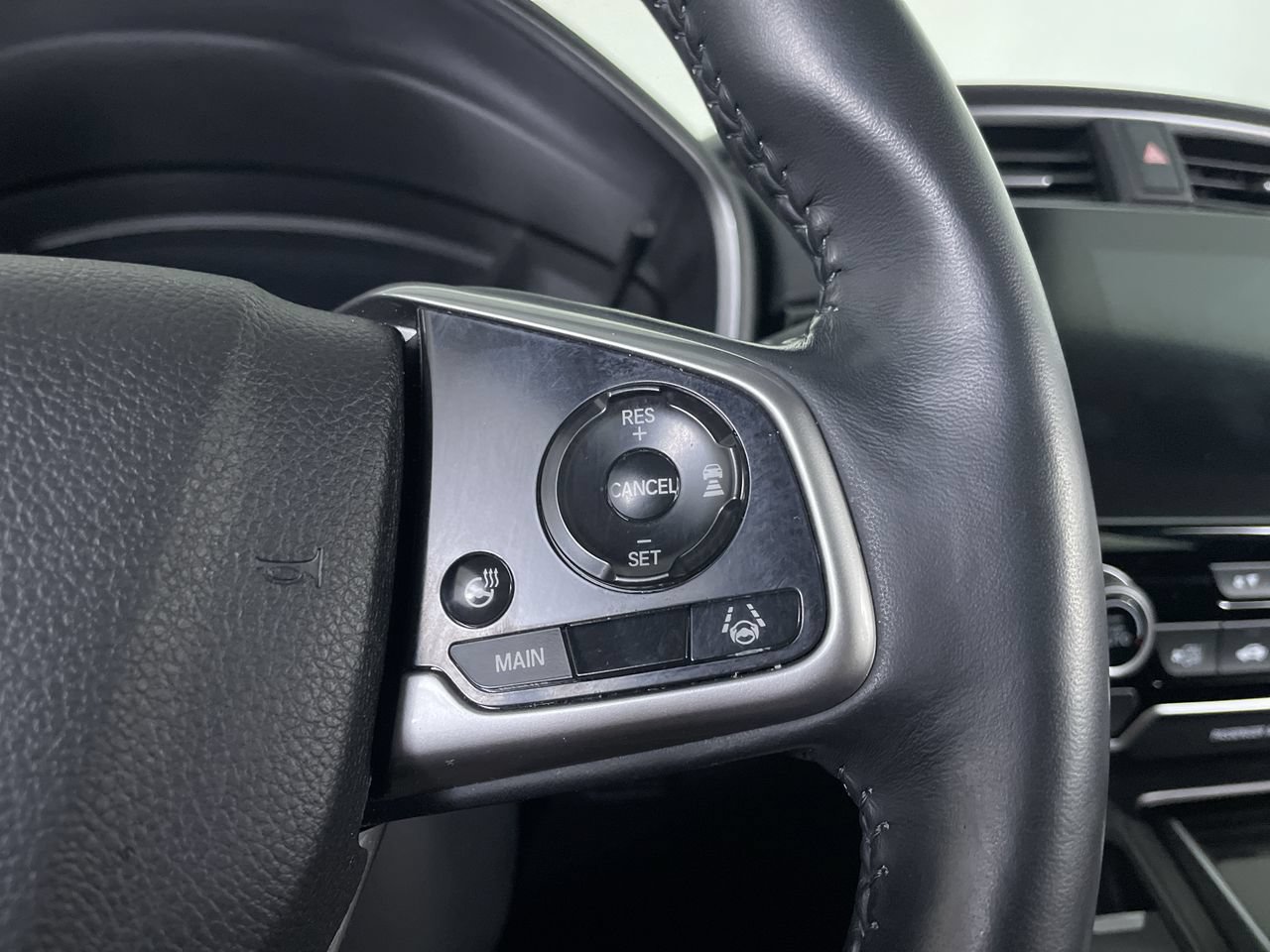 Used 2020 Honda CR-V Touring image 30