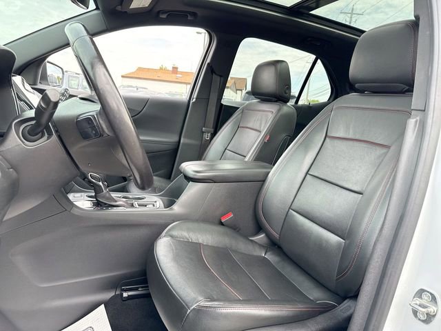 Used 2022 Chevrolet Equinox RS w/ RS Leather Package FWD image 11