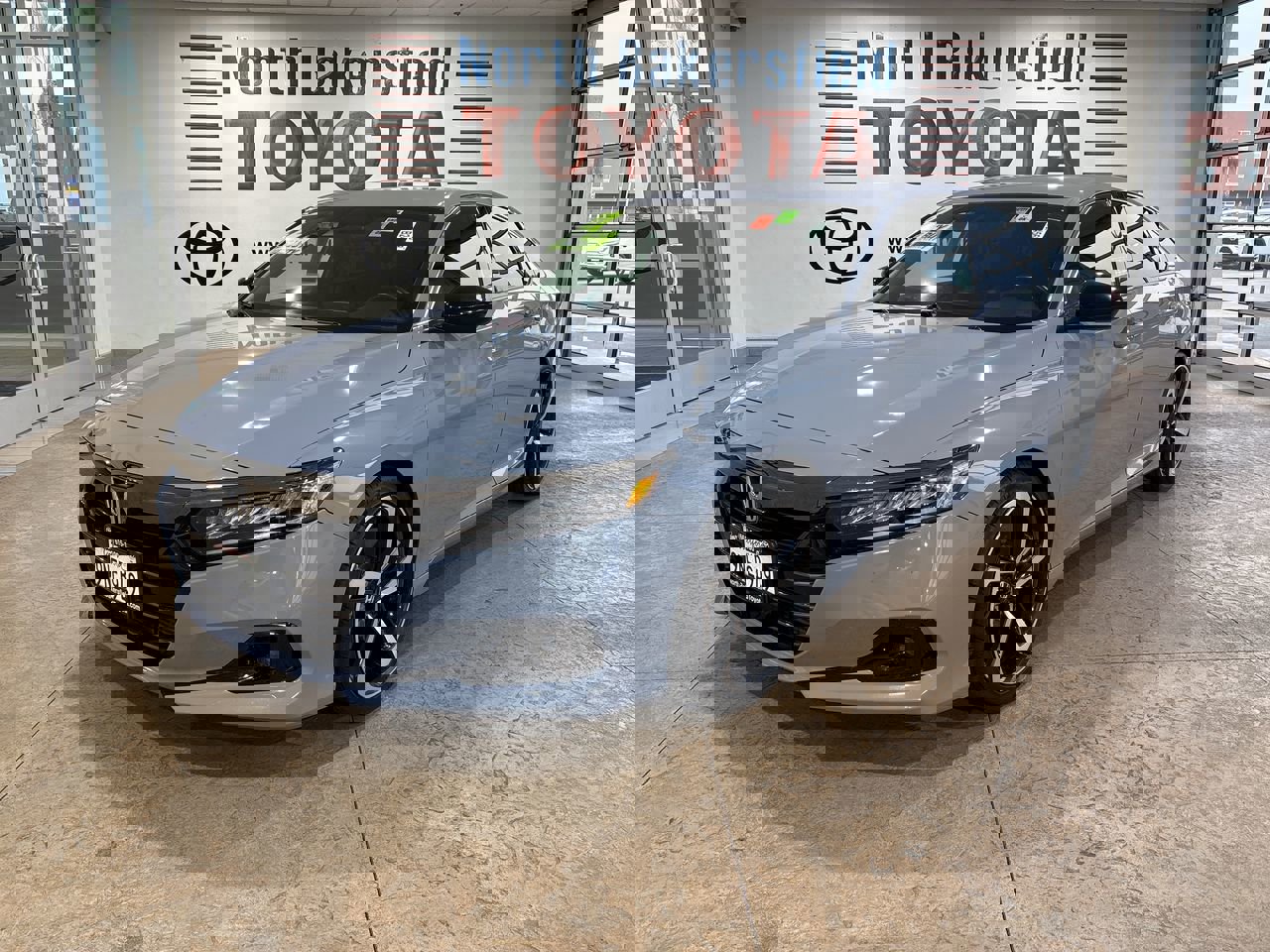 Used 2022 Honda Accord Sport image 6