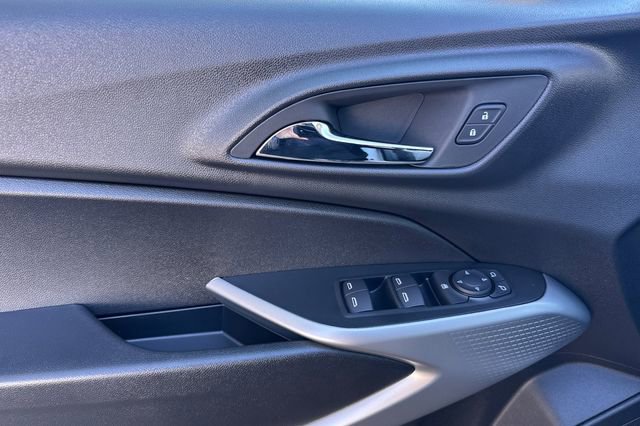 New 2026 Chevrolet Trax RS w/ Sunroof Package image 14