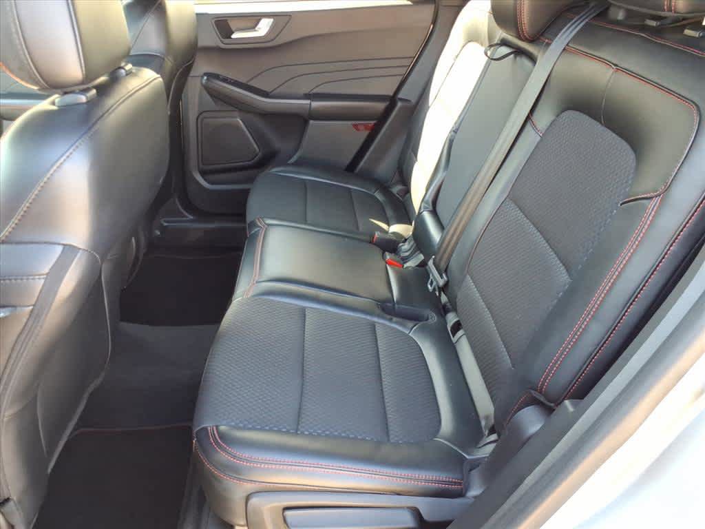 Used 2023 Ford Escape ST-Line w/ Cold Weather Package image 19