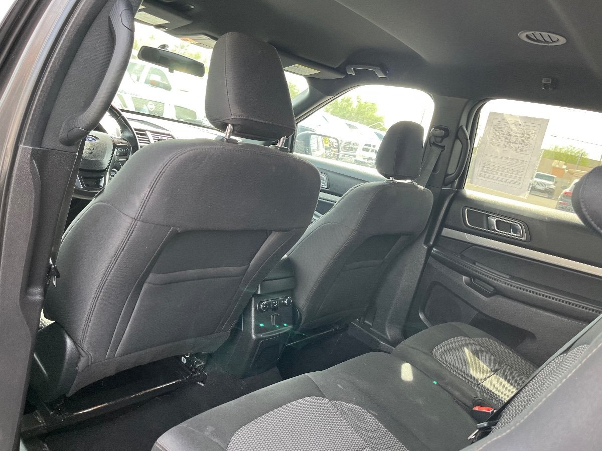 Used 2019 Ford Explorer XLT FWD image 27
