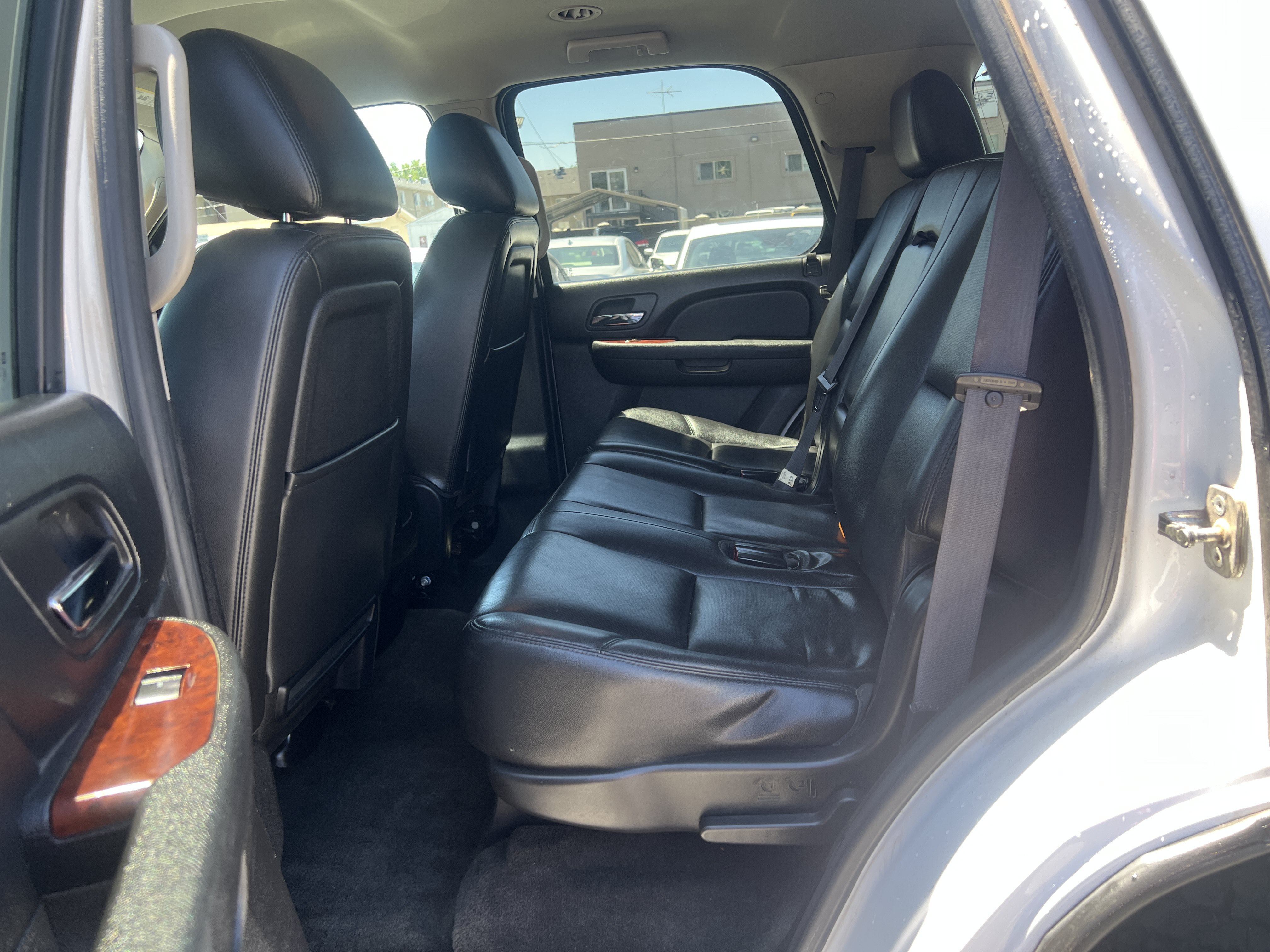 Used 2013 Chevrolet Tahoe LTZ AWD/4WD image 12