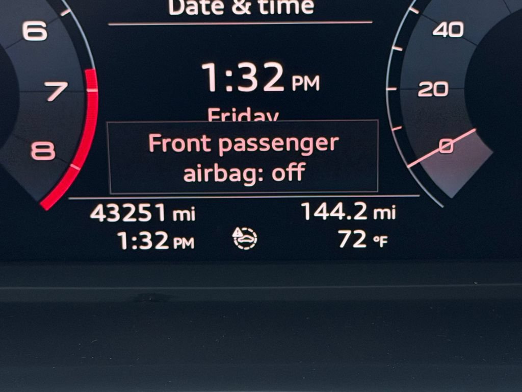 Used 2020 Audi Q3 2.0T Premium Plus AWD/4WD image 25