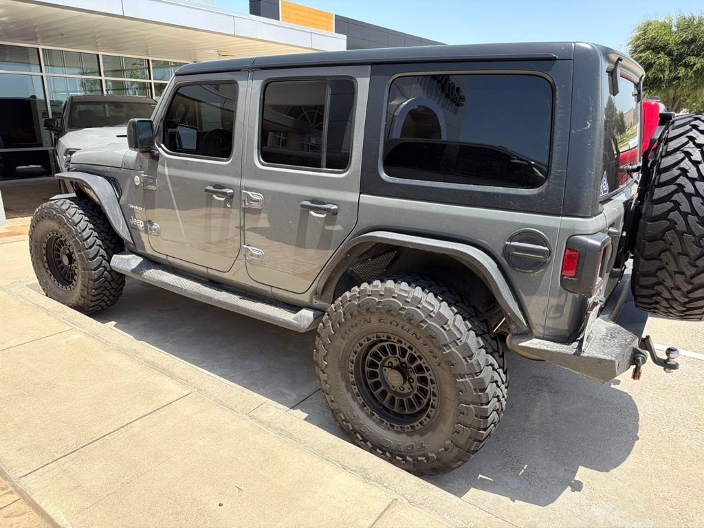 Used 2018 Jeep Wrangler Unlimited Sahara AWD/4WD image 18