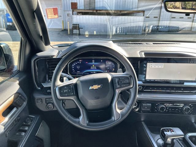 Certified 2024 Chevrolet Silverado 1500 High Country w/ Technology Package image 11