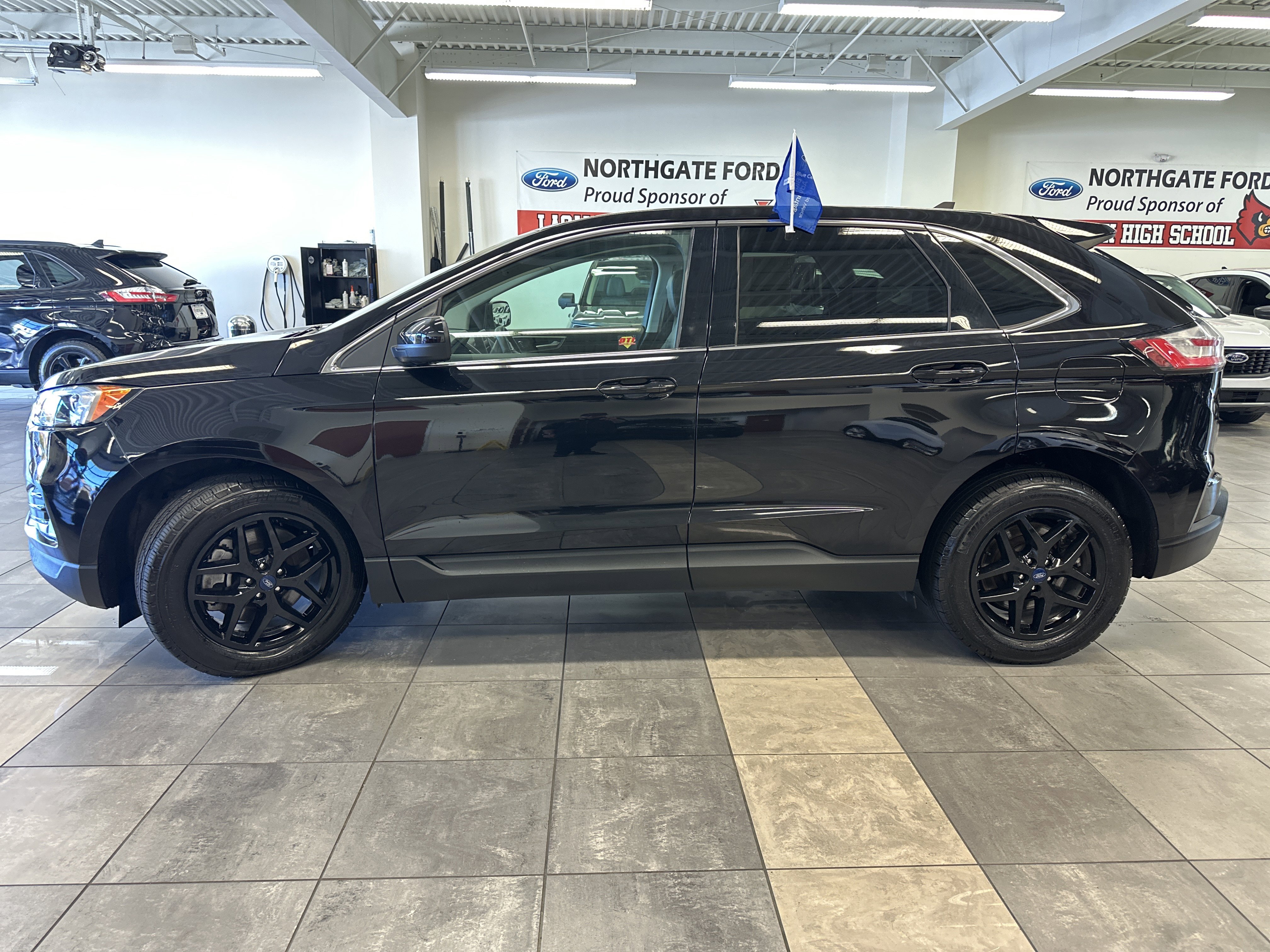 Certified 2022 Ford Edge SEL w/ Convenience Package image 16