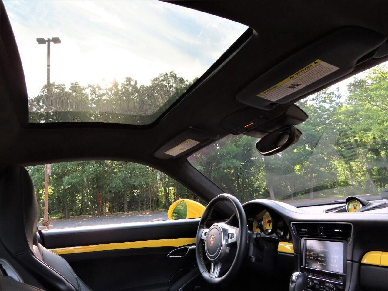 Used 2015 Porsche 911 Turbo S image 26