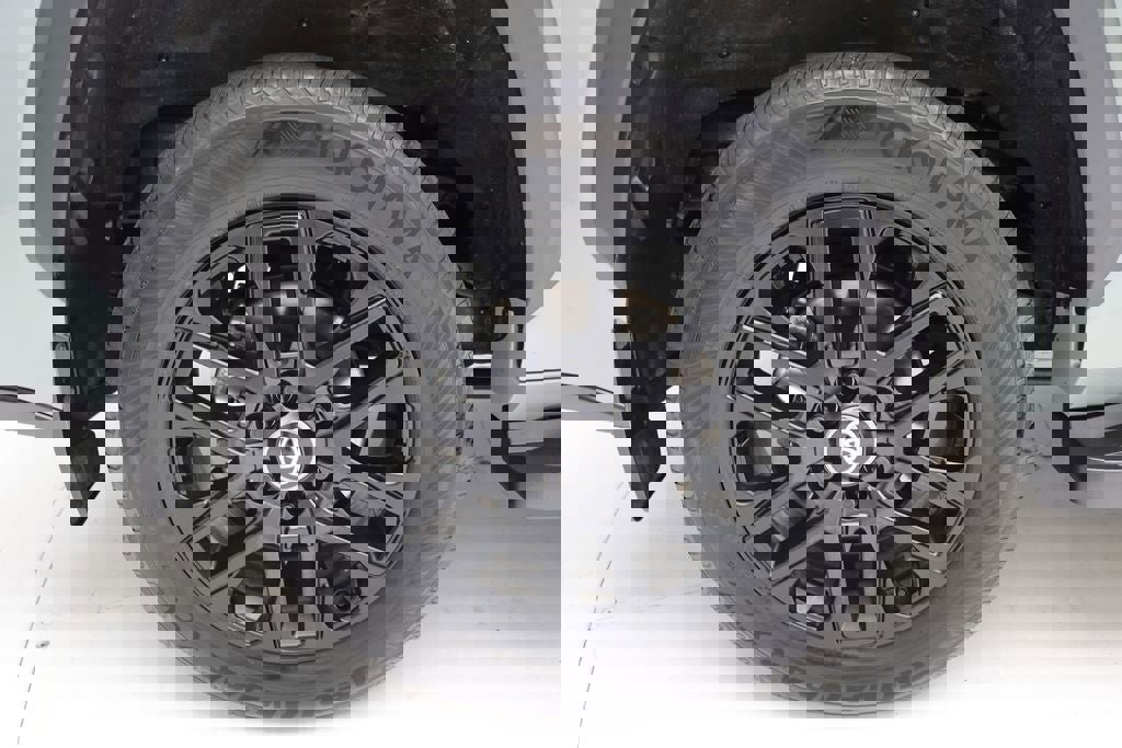 Used 2025 Toyota Sequoia Limited image 10