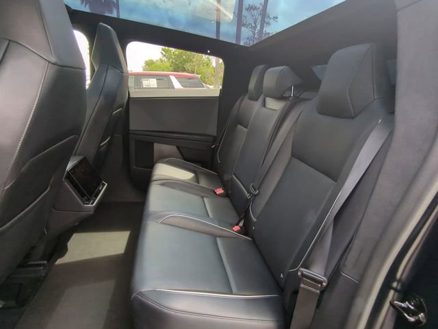 Used 2024 Tesla Cybertruck AWD Crew Cab image 13
